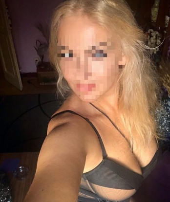 Со мной ты окунешься в мир наслаждений и безудержной страсти. Я предоставляю широкий выбор услуг, от классического секса и оральных ласк до ролевых игр и массажей🔥😘
Мои клиенты всегда остаются довольными и возвращаются ко мне снова и снова. Мои фото 100% реальны, и я предпочитаю сохранять свою анонимность для обоюдной безопасности и конфиденциальности. Размишляешь о встрече на высшем уровне? Тогда не стесняйся, свяжись со мной, чтобы сделать этот опыт незабываемым! 🌹💕 Ирина